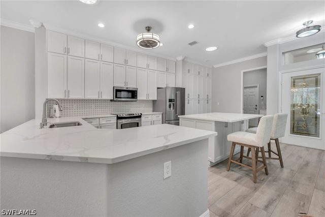 3557 Periwinkle WAY 1-51, Naples, FL 34114