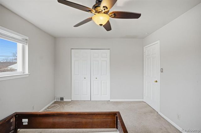 24749 Panama Avenue, Warren, MI 48091