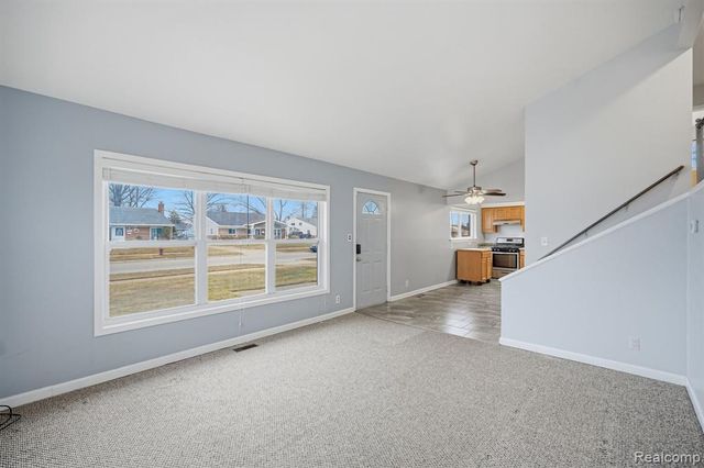 24749 Panama Avenue, Warren, MI 48091