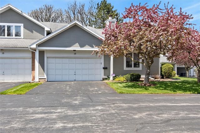 13 Running Brook Lane, Greece, NY 14626