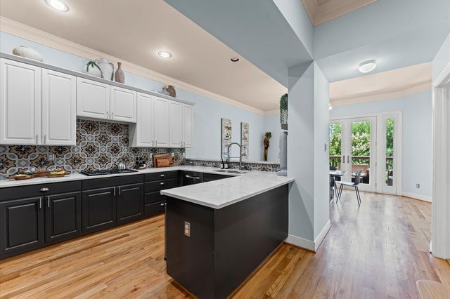 2201 Crocker Street, Houston, TX 77006
