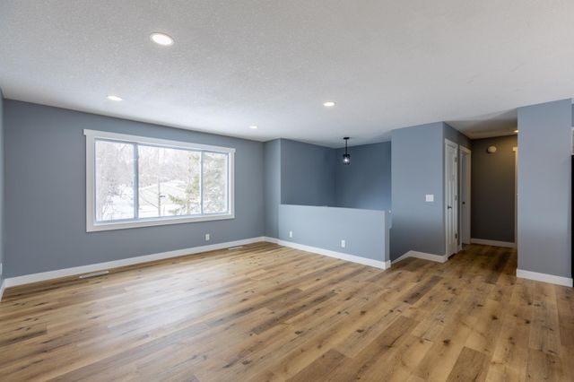 5622 Jeffery Avenue SW, Howard Lake, MN 55349