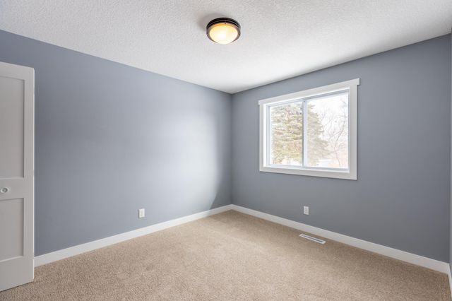 5622 Jeffery Avenue SW, Howard Lake, MN 55349