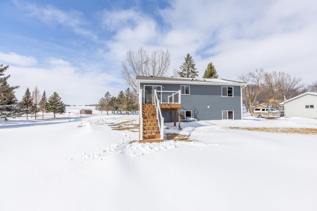 5622 Jeffery Avenue SW, Howard Lake, MN 55349