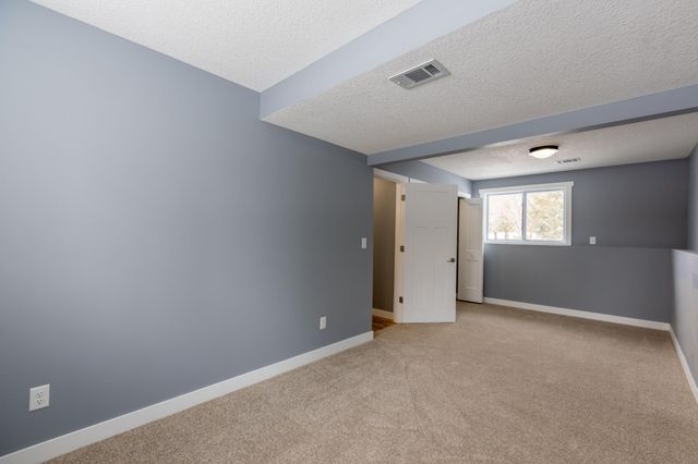 5622 Jeffery Avenue SW, Howard Lake, MN 55349