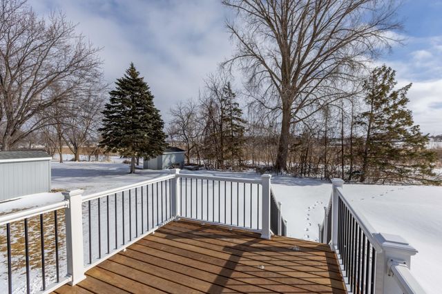 5622 Jeffery Avenue SW, Howard Lake, MN 55349