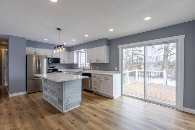 5622 Jeffery Avenue SW, Howard Lake, MN 55349