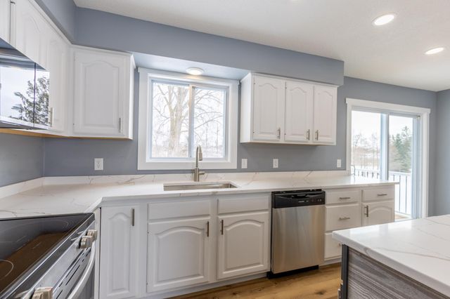 5622 Jeffery Avenue SW, Howard Lake, MN 55349