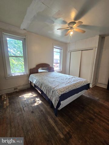 2112 E CHELTEN E, Philadelphia, PA 19138