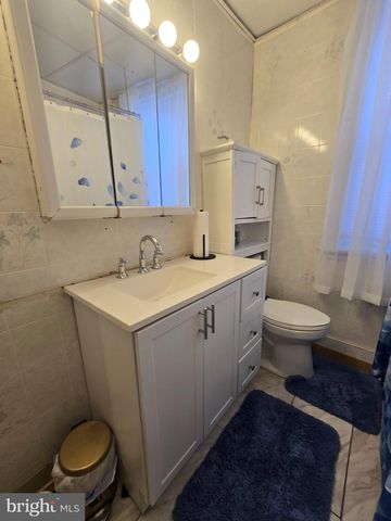 2112 E CHELTEN E, Philadelphia, PA 19138
