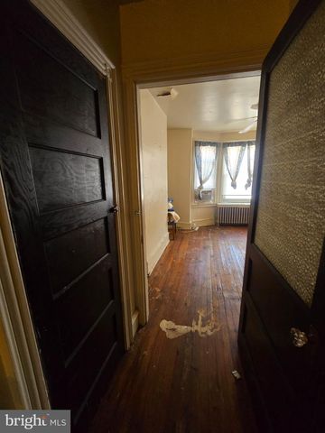 2112 E CHELTEN E, Philadelphia, PA 19138