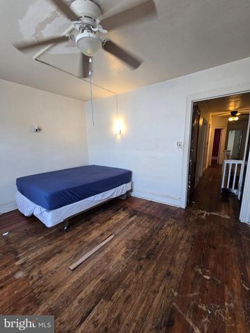 2112 E CHELTEN E, Philadelphia, PA 19138