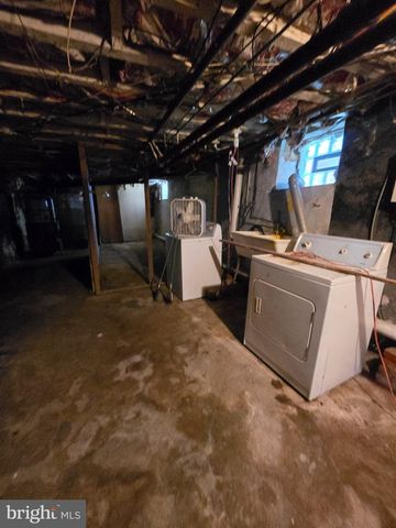 2112 E CHELTEN E, Philadelphia, PA 19138