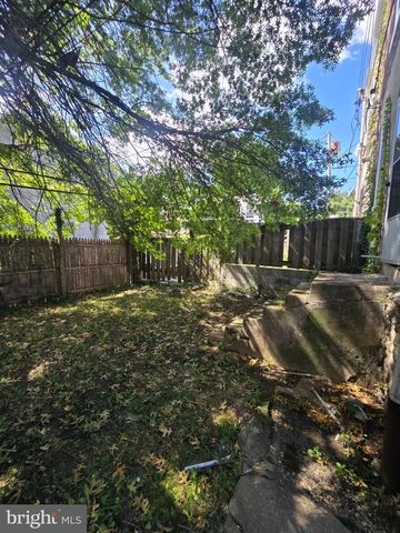 2112 E CHELTEN E, Philadelphia, PA 19138