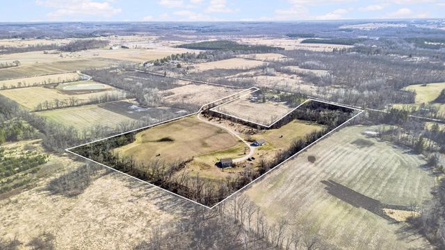 N3556 Slatts ROAD, Cascade, WI 53011