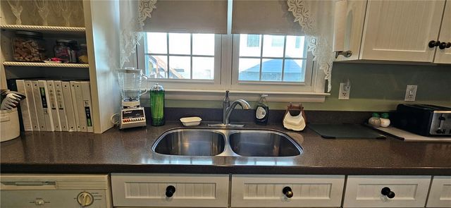 77 Scott Street, Middletown, NY 12455