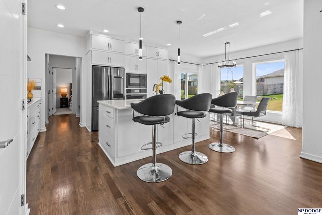 3018 N 185 Street, Omaha, NE 68022