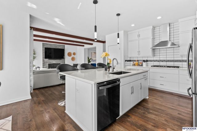 3018 N 185 Street, Omaha, NE 68022