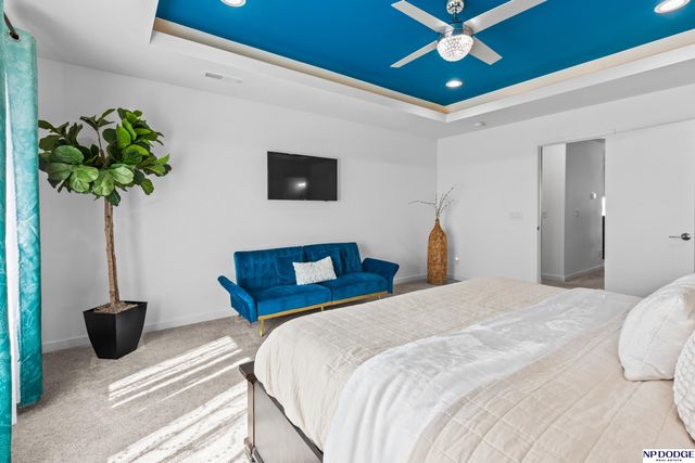 3018 N 185 Street, Omaha, NE 68022