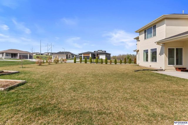 3018 N 185 Street, Omaha, NE 68022