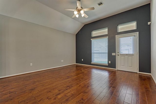 10022 Elkwood Glen Lane, Tomball, TX 77375