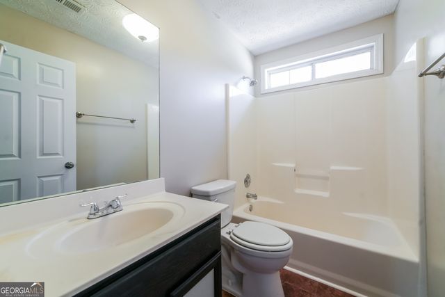 130 Summerfield Court, Acworth, GA 30101