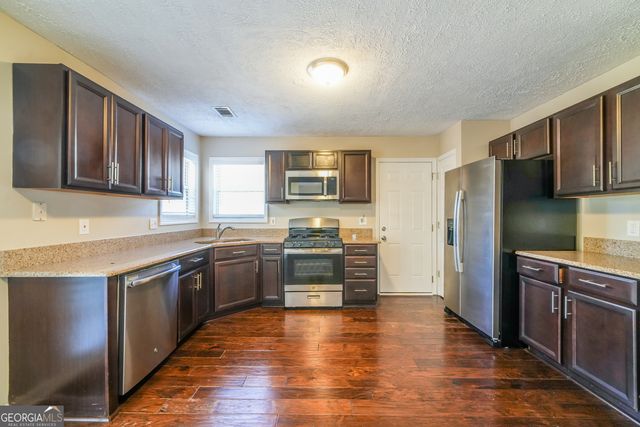 130 Summerfield Court, Acworth, GA 30101