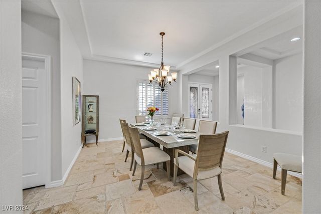 2738 Kingclaven Drive, Henderson, NV 89044