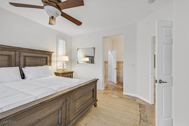 2738 Kingclaven Drive, Henderson, NV 89044