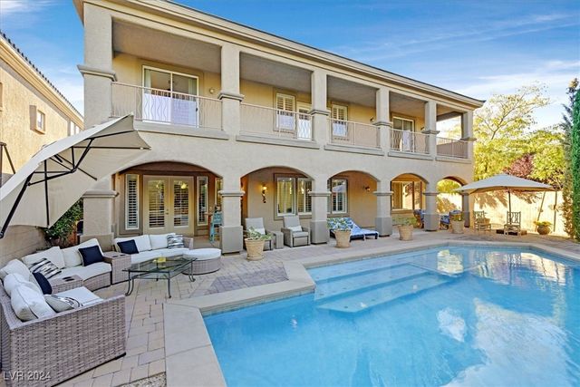 2738 Kingclaven Drive, Henderson, NV 89044