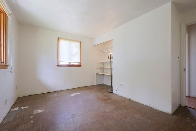 690 N Quincy St, Brockton, MA 02302