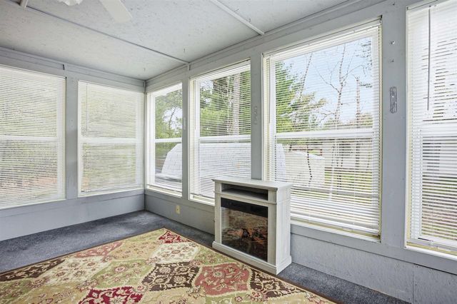 178 Arbor Drive, Wisconsin Dells, WI 53965