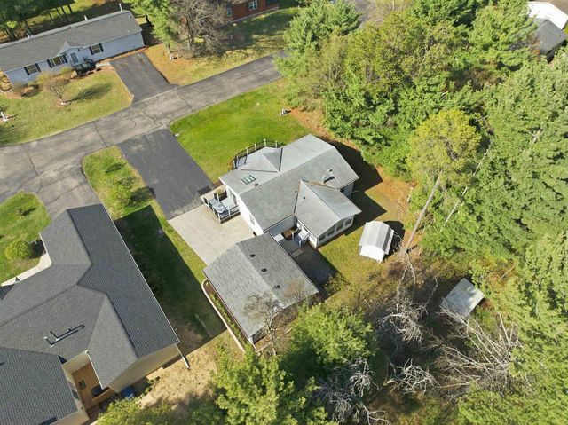 178 Arbor Drive, Wisconsin Dells, WI 53965