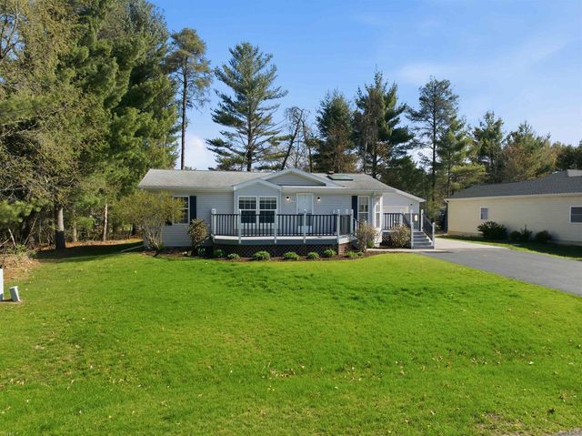 178 Arbor Drive, Wisconsin Dells, WI 53965