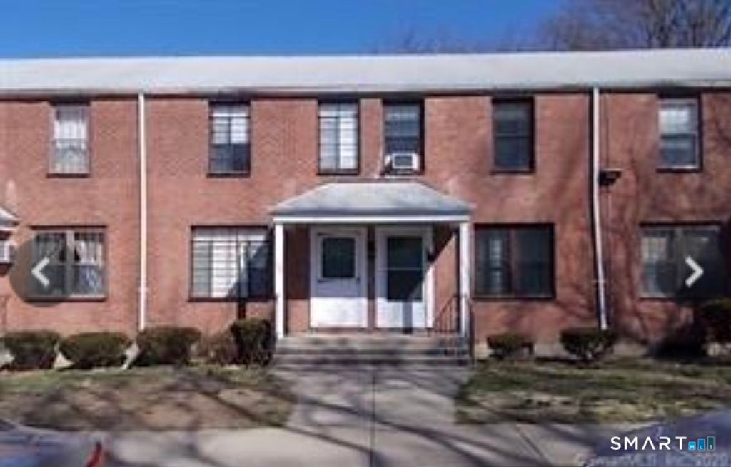 35 Nob Hill Circle D, Bridgeport, CT 06610