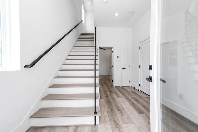 319 N Nagle Street, Houston, TX 77003