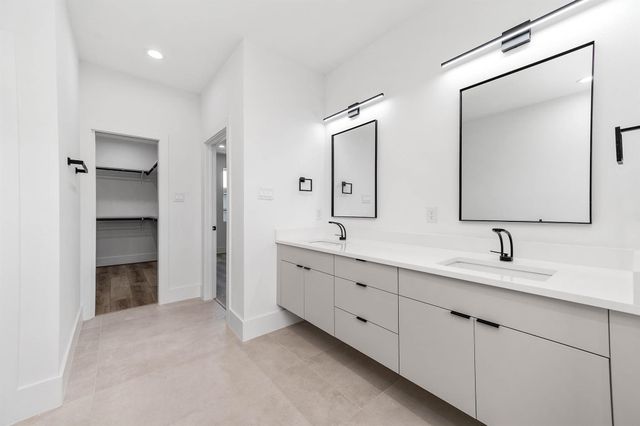 319 N Nagle Street, Houston, TX 77003