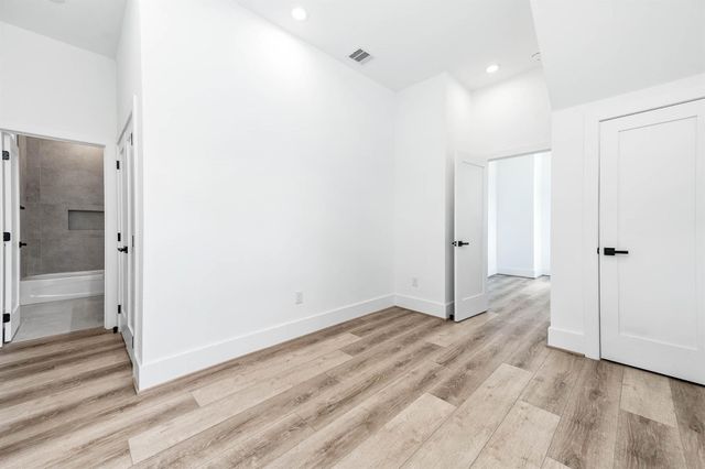 319 N Nagle Street, Houston, TX 77003