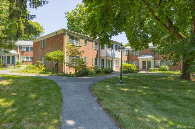 590 Bedford Road 3, Pleasantville, NY 10570