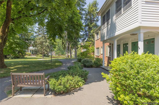 590 Bedford Road 3, Pleasantville, NY 10570