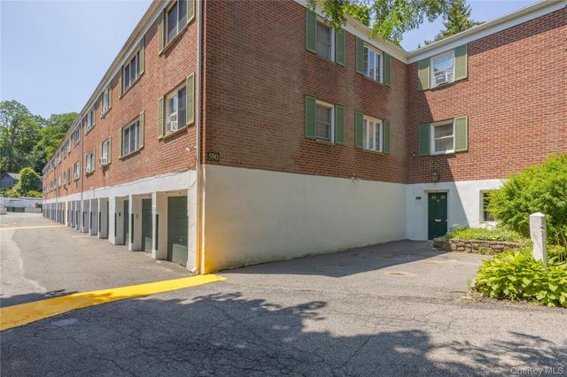 590 Bedford Road 3, Pleasantville, NY 10570
