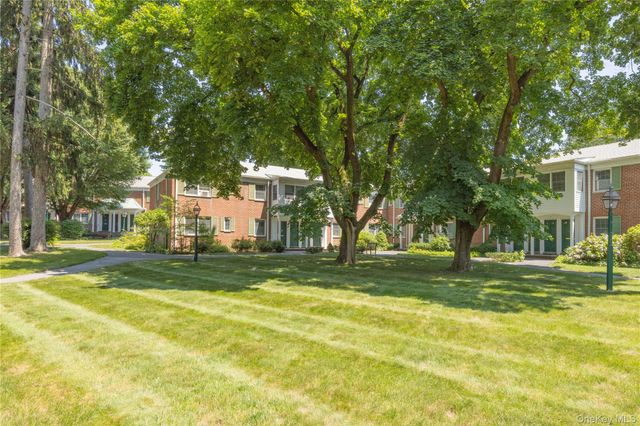 590 Bedford Road 3, Pleasantville, NY 10570