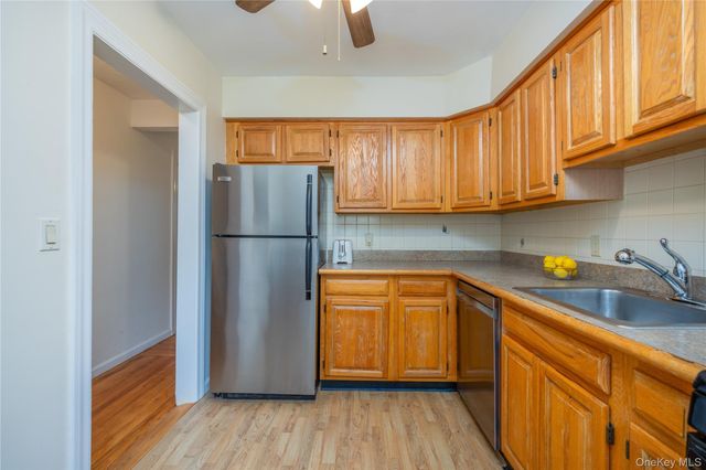 590 Bedford Road 3, Pleasantville, NY 10570