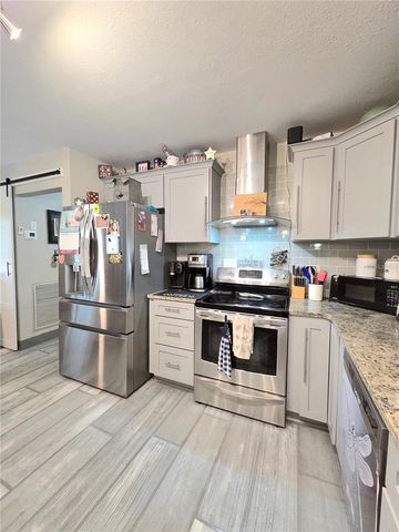 2214 FENTRESS COURT, Spring Hill, FL 34609