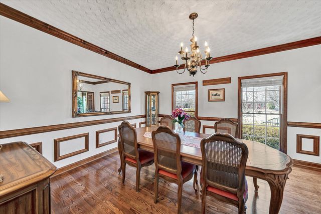 5018 Carter Grove LN, Roanoke, VA 24012