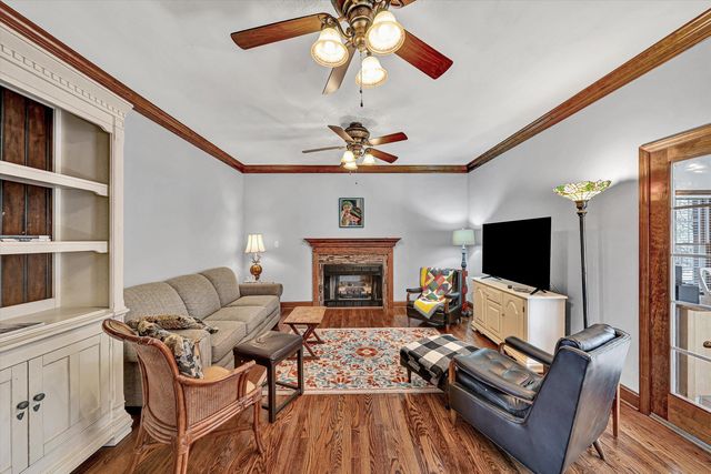 5018 Carter Grove LN, Roanoke, VA 24012