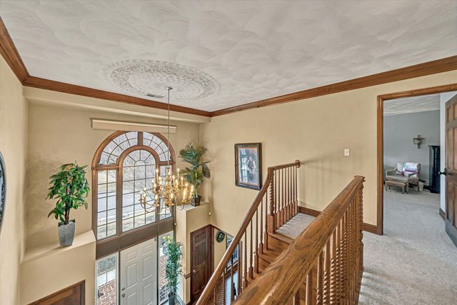 5018 Carter Grove LN, Roanoke, VA 24012