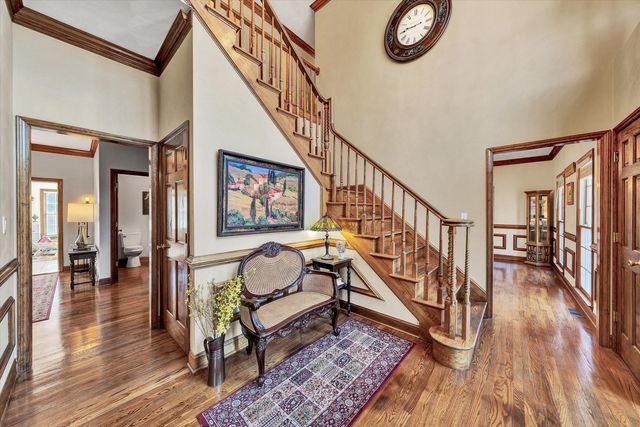 5018 Carter Grove LN, Roanoke, VA 24012