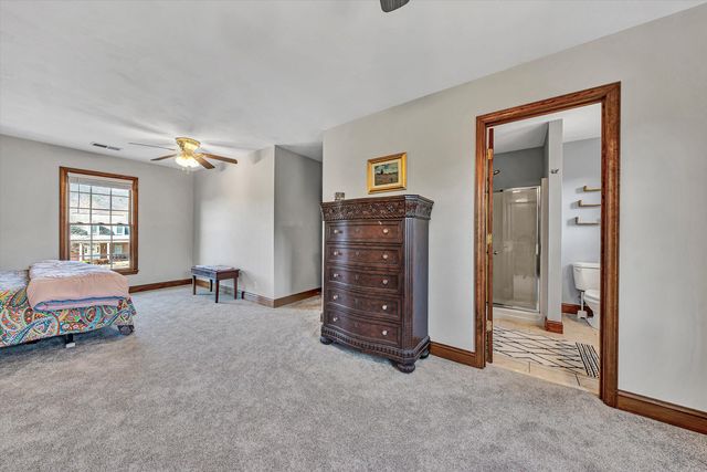 5018 Carter Grove LN, Roanoke, VA 24012