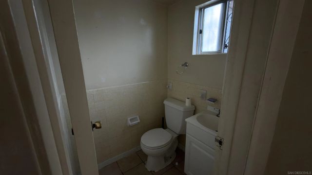 2691 Reynard, San Diego, CA 92103